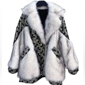 White Faux Fur Sequin Jacket with Pockets and Zipper Front AMAZING Sz M-L